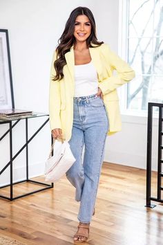 Yellow Jeans Outfit, Linen Blazer Outfit, Picture To Burn, Baby Blue Outfit, Grey Jeans Outfit, Outfit Ideas For Black Women, Shop Bag, Career Outfits