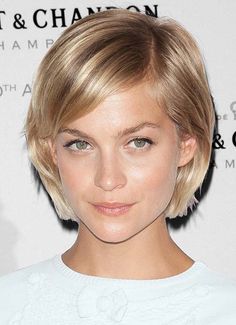 Low Maintenance Short Haircut, Short Hair Model, Easy Care Hairstyles, Fine Straight Hair, Girls Short Haircuts, Low Maintenance Hair, Bob Hairstyles For Fine Hair, Short Straight Hair