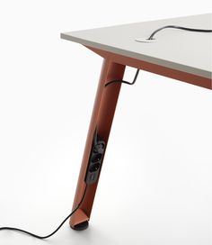 an electronic device hooked up to a table