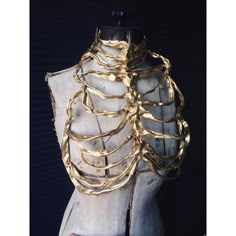 Skeleton Accessories Fashion, Ribcage Accessory, Gold Ribcage Corset, Skeleton Jewelry Aesthetic, Gold Chain Harness, Skeleton Ribcage Corset, Hot Glue Ribcage Corset, Diy Ribcage Corset, Ribcage Corset Diy