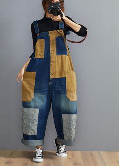 Trousers Upcycling, Sewing Clothes Ideas, Patchwork Dungarees, Upcycled Pants, Sewing Upcycled Clothing, Patchwork Outfit, Spring Jumpsuit, Clothes Upcycling