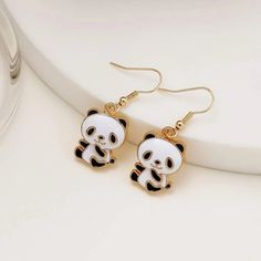 This Unique Pair Is A Wonderful Addition To Your Wardrobe And Your Style; Sure To Get Lots Of Compliments! Gsunq550200mb7c Panda Clay Earrings, Panda Clothes, Panda Earrings, Red Panda Jewelry, Panda Jewelry, Panda Necklace, Cartoon Panda, Anime Book, Panda Bear