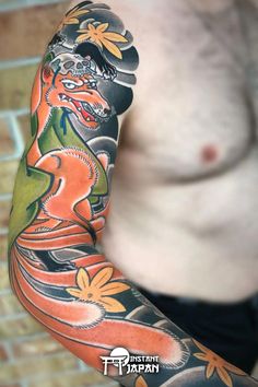 You want to learn more about the art of Irezumi tattoo and its meaning. Check out our ultimate guide to the meaning of Japanese tattoos. #tattoo #irezumi #yakuza Fox Tattoo Meaning, Small Fox Tattoo, Japanese Traditional Tattoo, Kitsune Tattoo, Watercolor Fox Tattoos, Tattoo Colors, Fox Tattoos