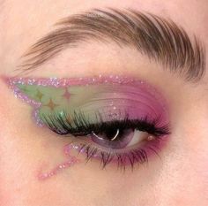 Fashion , fashion inspo , spring fashion , spring inspo , summer inspo , nails , nail art , makeup , makeup inspo , makeup ideas , spring makeup , summer makeup , design , aesthetic , y2k , outfit inspo , eyeshadow , eye makeup , glitter , eye glitter , eyeliner , fake nails , acrylic nails , house decor, home inspo Fairy Makeup Aesthetic, Euphoria Makeup, Makijaż Smokey Eye, Dope Makeup, Fairy Makeup, Edgy Makeup