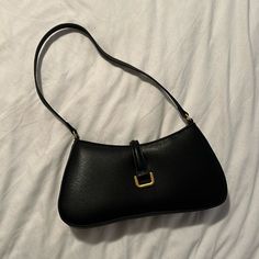 Never Used, From H&M, Perfect Little Black Shoulder Bag To Much With Every Outfit Aesthetic Black Handbag, Small Black Bags Handbags, Cheap Black Shoulder Bag, Cheap Elegant Baguette Shoulder Bag, Black Shoulder Bag Aesthetic, Small Black Shoulder Bag, Mini Black Purse, Black Handbag Aesthetic, Vintage Shoulder Bag Outfit