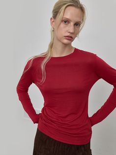 Composition : rayon 90% silk 10%Country of Origin : Republic of Korea Silk T Shirt, Composition, Top Outfits, Silk, The Originals, Clothes For Women, Red, T Shirt, Clothes