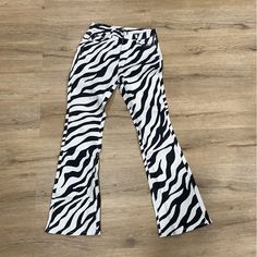 Zebra High Waist Flare Jeans Nwt Size 7 High Waist Flare Jeans, Fashion Nova Jeans, Jeans Color, Colored Jeans, Flare Jeans, Fashion Nova, High Waist, Wide Leg, Women Jeans