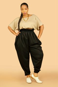 Curvy Alternative Fashion, Khaki Shorts Outfit, Flare Maxi Skirt, Slouch Pants, Gray Cap, Balloon Pants, Queer Fashion, Plus Size Pants, Curvy Girl Fashion