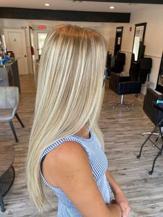 Things To Do With Blonde Hair, Full Highlights On Blonde Hair, Bright Blonde With Blended Roots, Natural Blond Hair With Highlights, Partial Highlights For Blonde Hair, All Over Highlights Blonde, Full Blonde Highlights With Money Piece, Blonde Hair Color Ideas Straight, Light Highlights On Blonde Hair