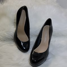 Lc Lauren Conrad Johanna Shoes Women's 9 M Black Patent Leather Shiny Stiletto Platform Heels . Condition: Nwot These Heels Are In Excellent Condition And Ready For A Night Out ! Modest Goth, Homecoming Inspo, Cute Black Heels, Standing Woman, Cute Heels, Shoe Inspo, Dream Shoes, Lc Lauren Conrad, Lauren Conrad