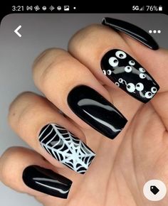 Black Halloween Nails, Holloween Nails, Spooky Black, Halloween Acrylic Nails, Cute Halloween Nails, Pumpkin Nails, White Nail Designs, Halloween Nail Designs, Art Halloween