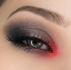 @ sultrysuburbia Makeup Ideas For Homecoming, Make Up Designs, Grey Makeup, Overnight Beauty, Makeup Challenges, Purple Makeup, Red Makeup, Top Makeup Products, Goth Makeup