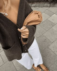 Cosy Season, Looks Chic, White Pants