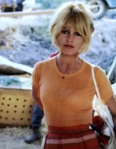 Brigitte Bardot Hair, Brigitte Bardot Style, Bardot Bangs, Bardot Hair, Bridgette Bardot, Bridget Bardot, 70s Hair, Makeup Tip, Bardot Style