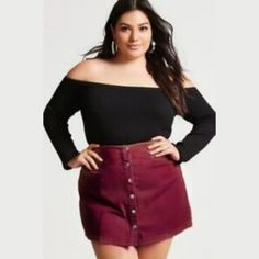 Faux Button Up Front Has A Lot Of Stretch To It Plus Size 2x Measurements In Pic New Without Tags Maroon Wine Burgundy Color Forever 21 Plus Size, A Line Mini Skirt, Forever 21 Skirts, Burgundy Color, Red Gold, Mini Skirt, Forever 21, Womens Skirt, Button Up