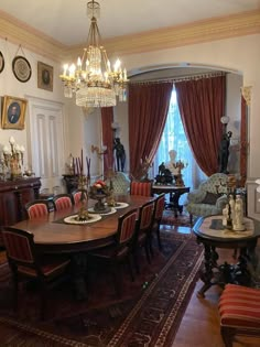 Victorian Home Dining Room, 1800s Dining Room, Old Victorian Homes Interior Bedrooms, Rich Dining Room, Victorian Homes Interior Bedroom, Victorian Dining Room Ideas, Old Victorian Homes Interior, Victorian Sitting Room, Dining Room Background