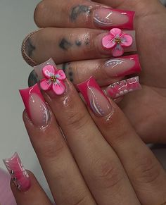 Flower Print Nails, 3d Flower Nails Short, Pink 3d Flower Nails, Flower Nails Short, Pink Tip Nails, Gold Acrylic Nails, Pink Flower Print, 3d Flower Nails