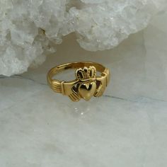 14K Yellow Gold Claddagh Ring, Ring size 6.5, 4.3 grams Stock # BRT04-R61 This listing contains photographs of the actual item you will receive. Our items are in excellent condition with little or no signs of wear and many are one of a kind pre-owned estate finds. Please look closely at the pictures in this listing as they are part of the product description. Please read the description, as any imperfections or condition comments will be included. We do our best to accurately describe the condit Gold Claddagh Ring, Claddagh Ring, Claddagh Rings, Year 2, Fine Jewelry Designers, Boston Ma, Trading Company, Multi Stone Ring, Style Statement