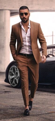 Brown Suits For Men, Men Attire, Mens Casual Suits, Stylish Mens Suits, Blazer Outfits Men, Tan Wedding, Slim Fit Suit Men