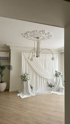 #homedecor #homedecoration #homedecoridea #homedecortips #homedecorinspo #homedecorative #homedecortions #homedecor4seasons #bedroom Girl Shower Themes, Engagement Inspo, Balloon Decorations Party, Girl Shower, Weeding, 50th Anniversary, Balloon Decorations, White Wedding, Lobby