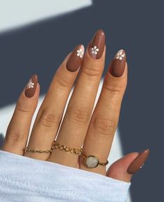 #nails#nailsdesign#ongle d'automne Brown Nail Art, Brown Nail, Brown Nails Design, Simple Fall Nails, Ootd Instagram, Nude Nail Designs