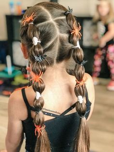 Wacky Hair Day Ideas Halloween, Kids Crazy Hair Day Ideas Halloween, Fun Hair Day Schools, Toddler Witch Hairstyle, Halloween Wacky Hair Day, Easy Diy Crazy Hair Day Ideas, Toddler Hairstyles Girl Halloween, Creative Halloween Hairstyles, Crazy Hair Day For Toddler Girl