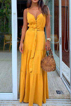 Maxi Dress Casual, Fashion Travel Outfit, Beach White Dress, Pulled Back Hairstyles, Yellow Maxi Dress, Yellow Maxi, Ankle Length Dress, Full Dress, Sling Dress