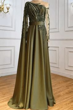 Elegant One Shoulder Satin Evening Dress with Sweep Cape — Bridelily Green Long Sleeve Dress For Banquet, Green Satin Long Sleeve Evening Dress, Party Gowns Elegant, Evening Dress With Cape, Real Outfits, Gown With Cape, Muslim Evening Dresses, Gowns Elegant, Dress With Cape