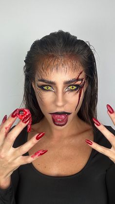 Cute Werewolf Makeup, Wolf Halloween Makeup, Werewolf Halloween Makeup, Halloween Masked Ball, Werewolf Halloween, Female Werewolves, Joker Halloween