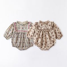 The Floral Pattern Autumn Western Style Onesies are a perfect blend of fashion and comfort. Featuring a beautiful autumn-inspired floral print, this onesie is sure to add a touch of style to any wardrobe. Made from high-quality materials, this onesie is designed to last and provide comfortable, everyday wear. COLOR Beige, Apricot MATERIAL Cotton SEASON Summer SIZE (AGE) 66 (3-6M), 73 (6-9M), 80 (9-12M), 90 (12-24M) GENDER Baby Girl PATTERN Floral (Flower) Newborn Jumpsuit, Spring Toddler, Chubby Babies, Autumn Inspired, Floral Printing, Boutique Clothes, Long Sleeve Kids, Long Romper