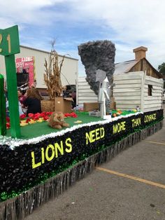 there is a float that has lions on it