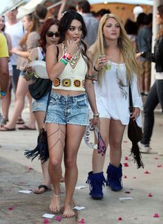 Look Da Festival, Cochella Outfits, Cl Fashion, White Crochet Top, Estilo Hippie