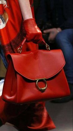 Ferragamo Handbags, Bags Online Shopping, Red Purse, Authentic Designer Handbags, Red Handbag, Beauty And Fashion, Mode Inspiration