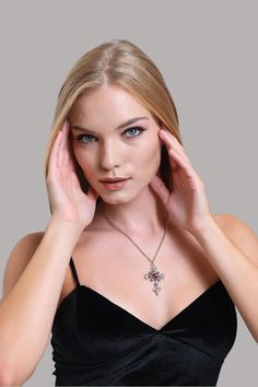 ❤️ Add a bold touch to your style with our Red Stone Cross Necklace! This silver-plated piece features striking red stone details, giving it a unique, edgy vibe. Perfect for those who love a mix of elegance and boldness, this necklace is ideal for both everyday wear and special occasions. Whether you're going for a gothic look or simply adding a pop of color, this pendant is sure to turn heads! 🌹✨ At LuxoticaBoutique, we blend modern, cool designs with timeless style. Each piece is carefully cr Cheap Red Cross Necklace, Gothic Pendant, Gothic Looks, Elegant Gothic, Red Stone, Cross Necklace, Charm Necklace, Timeless Fashion, Everyday Wear