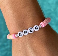 Amen Bracelet Christian Pink Stretchy Handmade - Etsy Clay Bead Jewelry Diy, Cute Christian Crafts, Christian Clay Bracelet Ideas, Clay Bracelet Ideas Aesthetic, Christian Friendship Bracelets, Cross Clay Bead Bracelet