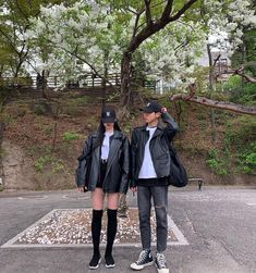 Couple Clothes Matching Outfits, Cute Couple Outfits Matching, Ootd Korean Style Casual, Matchy Outfit Couple, Couple Ootd, Outfit Couple, Female Clothes Outfits