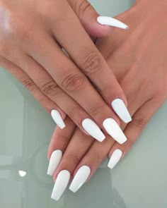 Coffin Nail Art, Ballerina Nails Designs, White Coffin Nails, White Acrylic Nails, Makijaż Smokey Eye