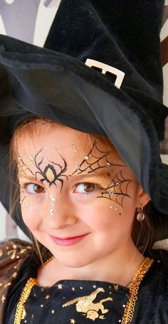 Maquillaje Halloween Infantil, Kids Witch Makeup, Witch Face Paint, Halloween Makeup For Kids, Halloween Makeup Witch, Halloween Makeup Pretty