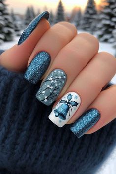 61 Stunning Blue Christmas Nail Ideas for 2024