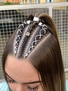 Cabelo
Tranças
Tranças mandrakes
Penteado Red Hair Halloween Costumes, Hair Accessories Braids, Cool Braid Hairstyles, Cool Braids, Hair Styler, Cornrow Hairstyles, African Braids Hairstyles, Halloween Hair