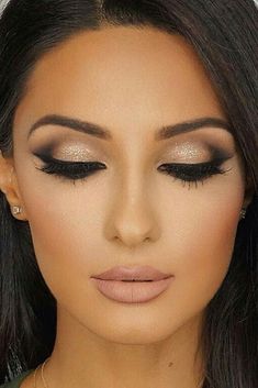 Maquillage Goth, Wedding Makeup For Brunettes, Wedding Eyes, Wedding Hairstyles And Makeup, Wedding Eye Makeup, Wedding Makeup For Brown Eyes, Smokey Eyeliner, Brunette Makeup, Beginners Eye Makeup