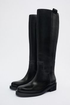 Knew High Boots, Flat Leather Boots, Zara Flats, Knee High Boots Flat, Rider Boots, Zara Boots, Leather Knee High Boots, Low Heel Boots, Black Knee High Boots