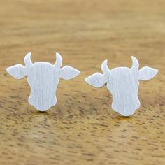 Sterling silver stud earrings, 'Gentle Bull' - Handmade 925 Sterling Silver Bull Steer Stud Earrings