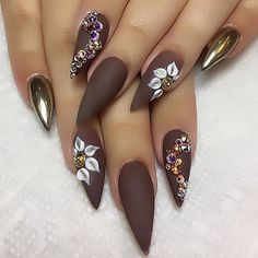 See this Instagram photo by @nailsmagazine • 1,994 likes Smart Nails, Thanksgiving Nail Designs, Acrylic Nail Shapes, Fall Nail Art Designs, Blush Nails, Thanksgiving Nails, Fall Nail Art, Fall Nail Designs