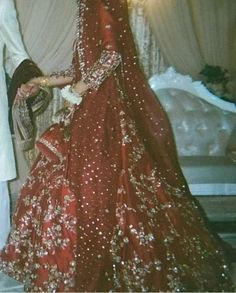 Zainab Core, Shaadi Aesthetic, Desi Wedding Aesthetic, Pakistani Couple, Red Bridal Dress, Desi Wedding Dresses, Red Wedding Dress, Desi Bride, Desi Aesthetic