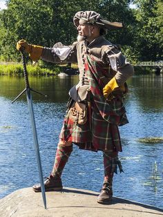 Scotland Fashion, Clan Macdonald, Soldier Costume, Scottish Man