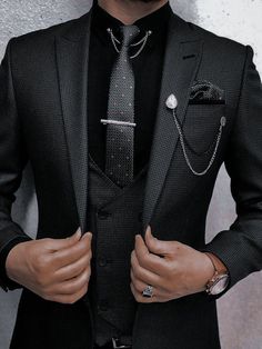 Suits For Guys, Mens White Suit, All Black Suit, Suits Groom, Addie Larue, Prom Suits For Men, Black And White Suit, Black Suit Men, Black Suit Wedding