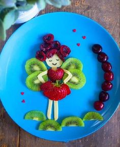 Fruit Platter Designs, Fruit Animals, Amazing Food Decoration, Food Sculpture, Amazing Food Art, Kids Treat, Cute Snacks