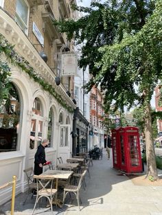 Ucl Aesthetic, London Aesthetic Summer, Living In London Aesthetic, England Aesthetic, Aesthetic London, London Vibes, London Dreams