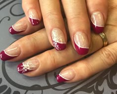 Ombre French Nails Color Purple, Glitter Gel Nail Designs, Pretty Nail Polish Colors, Girls Nail Designs, Mauve Nails, Nail Tip Designs